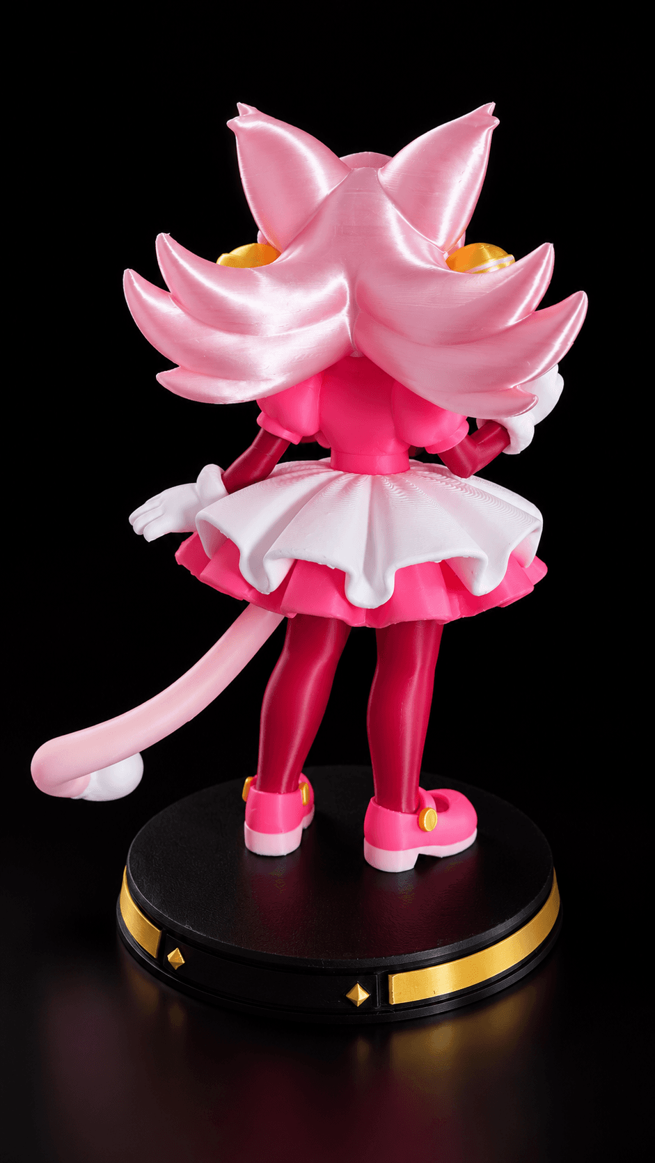 Figurine Pink - Deltarune 🩷, vue 3 — impression 3D, La Cale aux Trésors